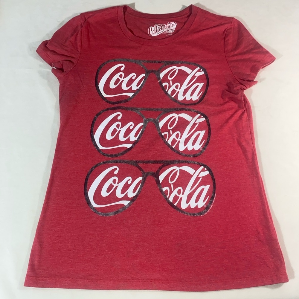 Old Navy‎ Vibrant Red Graphic Tee